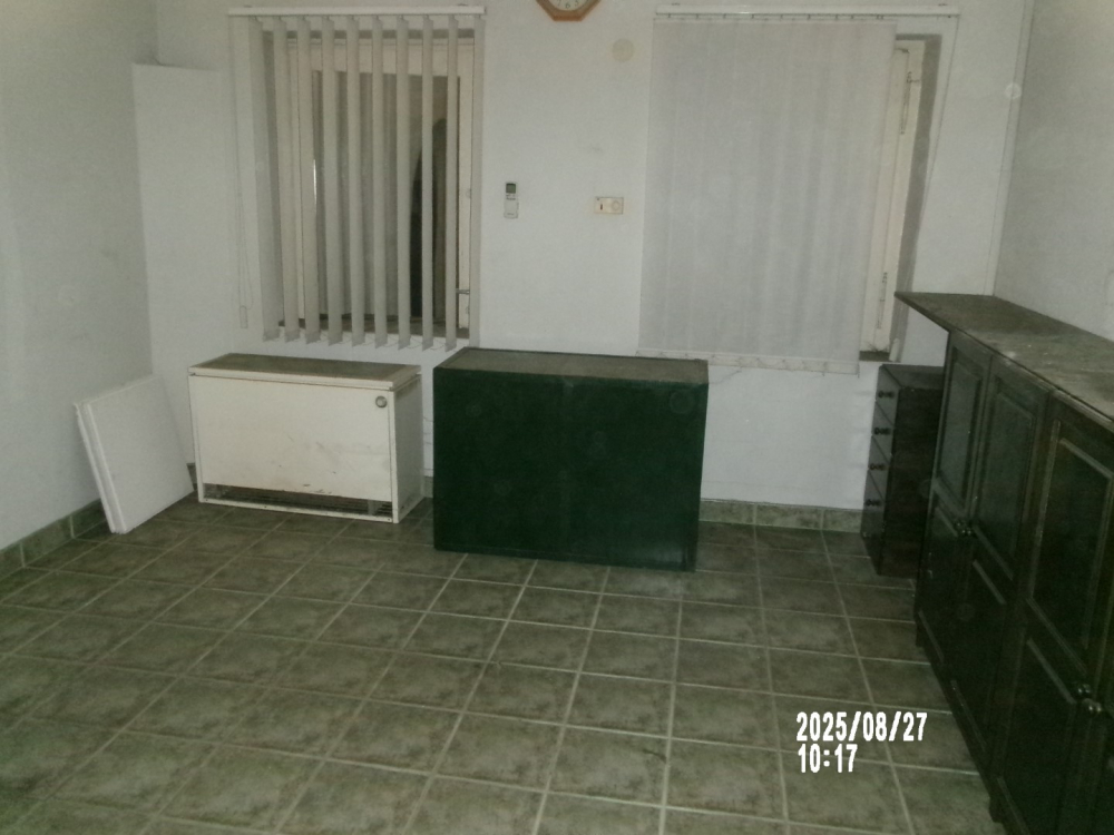 Kiadó üzlethelyiség Thököly út