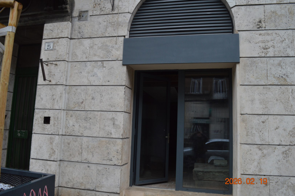 Kiadó üzlethelyiség Thököly út