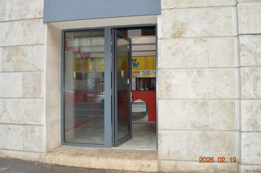 Kiadó üzlethelyiség Thököly út