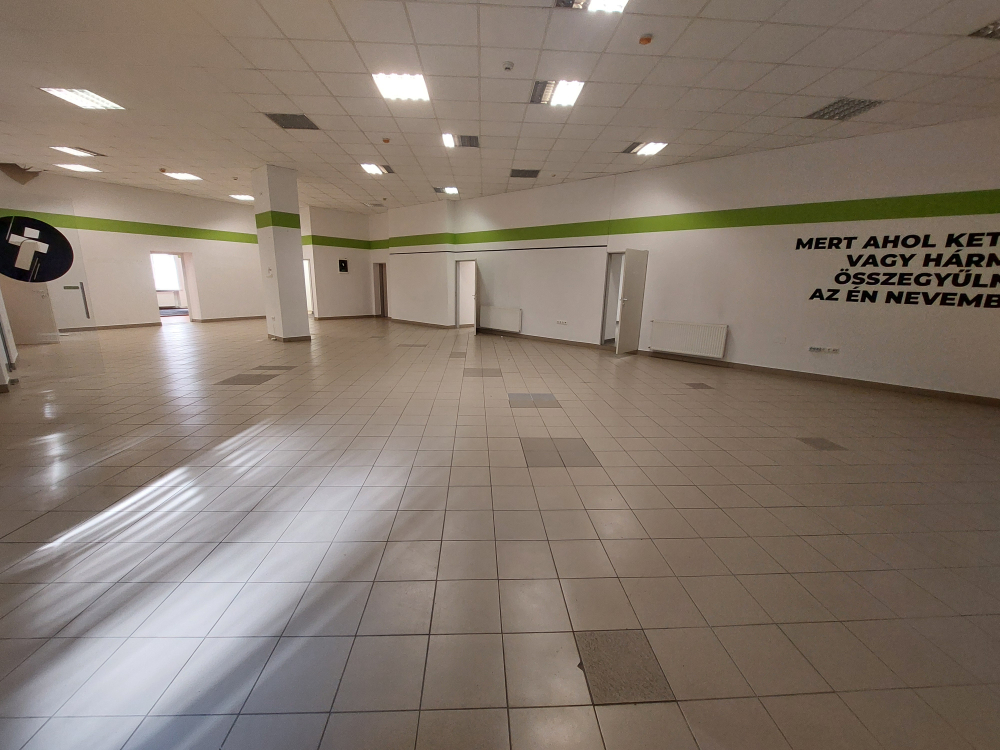 Kiadó üzlethelyiség Miskolc