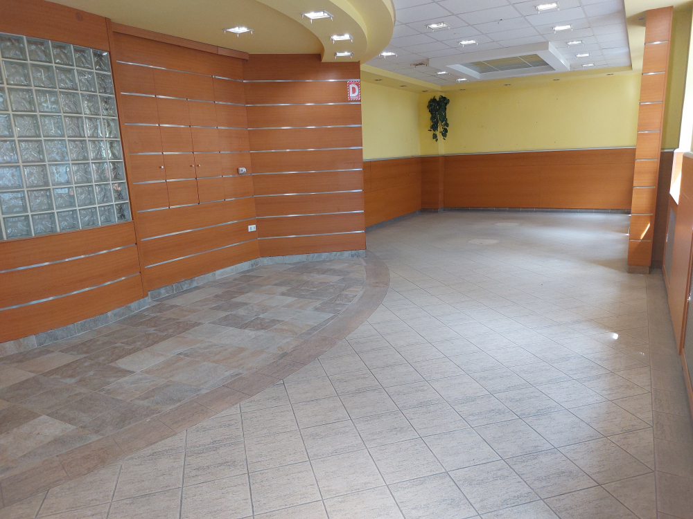 Kiadó üzlethelyiség Miskolc